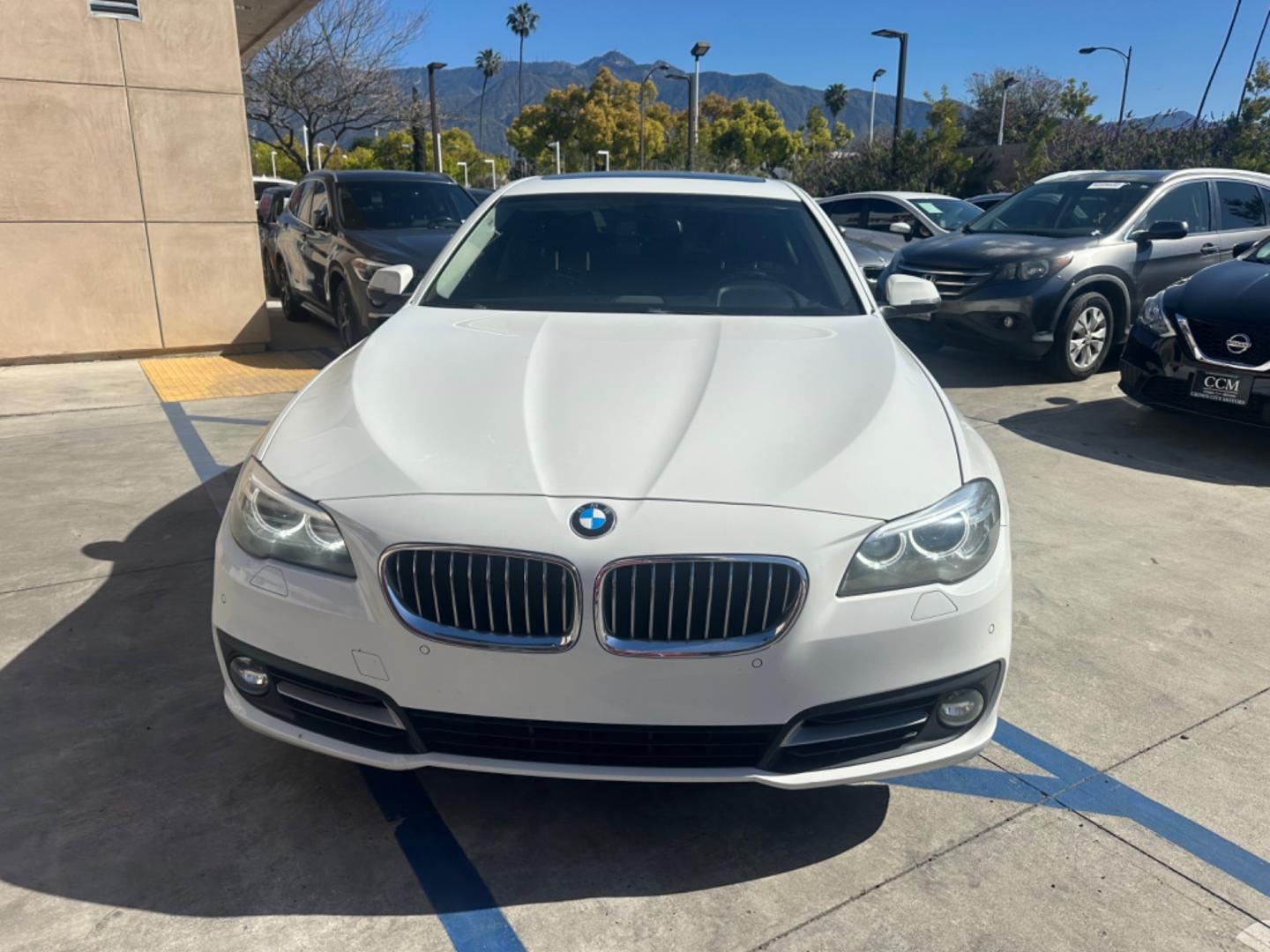 2016 White /Black BMW 5-Series Leather (WBA5A5C54GG) with an 4 Cylinder engine, Automatic transmission, located at 30 S. Berkeley Avenue, Pasadena, CA, 91107, (626) 248-7567, 34.145447, -118.109398 - Low Miles!! Monn-roof! Navigation! This 2016 BMW 5-Series 528i looks and drives well. It comes equipped with power seats, a moon roof, power seats, navigation, and much more. Contact us today. Looking for a stylish and reliable ride? Look no further than our impressive selection of used vehicles, - Photo#7